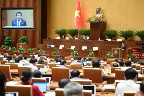 Quốc hội thông qua '1 luật sửa 8 luật' về tài chính, đầu tư, ngân sách