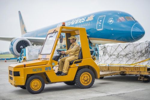 Doanh nghiệp hôm nay: Nhiều công ty trên sàn chốt cổ tức 'khủng'