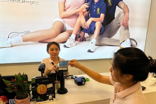 Xu hướng thanh toán điện tử thúc đẩy minh bạch hóa thị trường