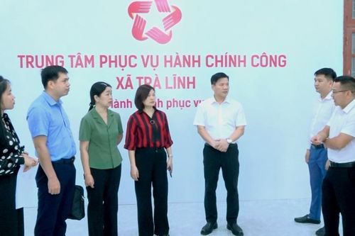 Phó Chủ tịch UBND tỉnh Trịnh Trường Huy kiểm tra vận hành thử nghiệm mô hình chính quyền địa phương 2 cấp tại huyện Trùng Khánh