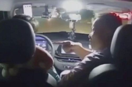 Vụ clip tài xế taxi ở Nam Định bị khách tấn công rồi nói 'đừng để tao điên lên': Lời kể hãi hùng của nạn nhân