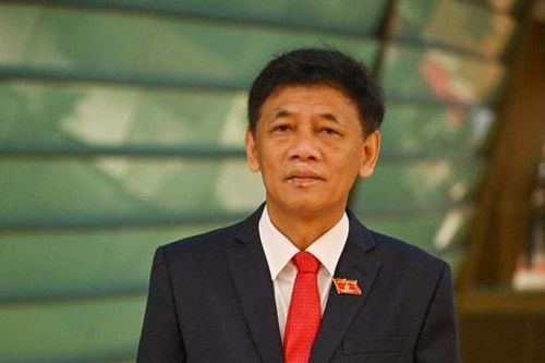 Đồng chí Lâm Văn Mẫn là Chủ tịch Hội đồng Dân tộc của Quốc hội