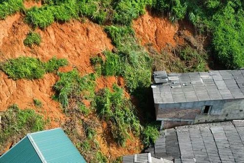Không dám ngủ trong nhà ở Bắc Kạn: Cơn 'ác mộng' sau mưa lớn ở Bạch Thông