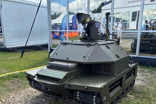 Nga ra mắt robot phá bom mìn bằng tia laser
