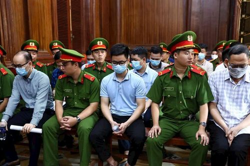 17 năm tù cho cựu Giám đốc Trung tâm Lý lịch tư pháp quốc gia