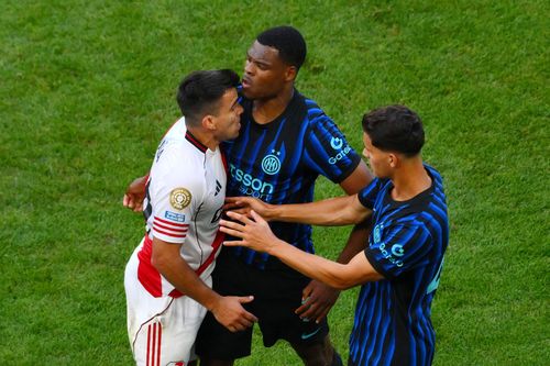 Cảnh tượng gây sốc ở đại chiến Inter - River Plate