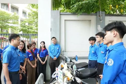Hà Nội: hơn 8.000 tình nguyện viên tham gia hỗ trợ thí sinh trong kỳ thi tốt nghiệp THPT
