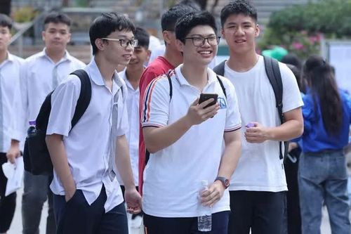 Đề ngữ văn theo chương trình mới: hứng thú, thách thức và cơ hội cho thí sinh