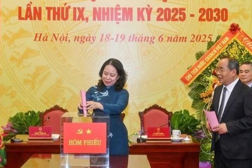 Nâng cao năng lực nghiên cứu, dự báo, tư duy chiến lược