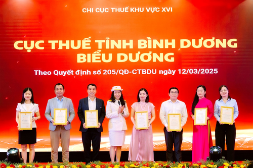 Tân Hiệp Phát được biểu dương về thành tích nổi bật trong việc nộp thuế