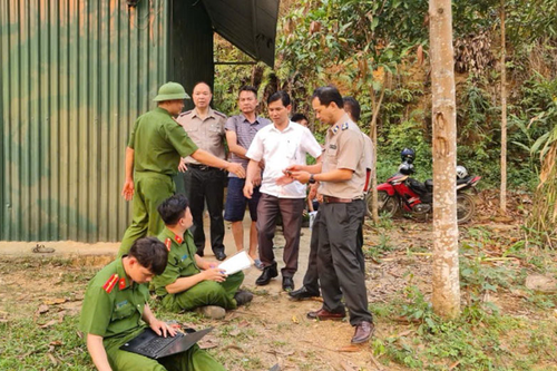Gieo neo thi hành án dân sự vùng cao-Bài 3: Phút mềm lòng của những người cầm cân nảy mực