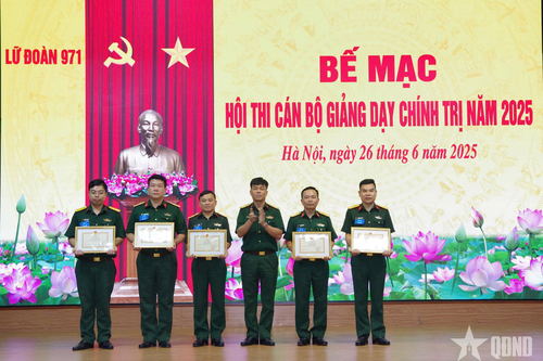 Lữ đoàn 971 tổ chức thành công Hội thi cán bộ giảng dạy chính trị năm 2025
