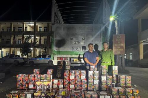 'Ăn cám trả vàng'