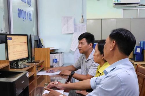 TPHCM công bố địa điểm, số đường dây nóng Trung tâm hành chính công 168 phường, xã