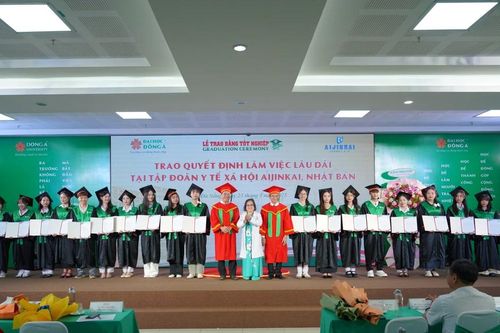 Sinh viên Trường Đại học Đông Á đón đầu xu hướng nhân lực y tế chất lượng cao