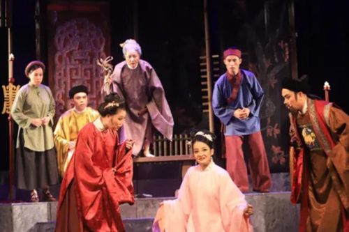 Hợp nhất 3 nhà hát: Cải lương, Chèo và Tuồng thành Nhà hát Sân khấu truyền thống quốc gia