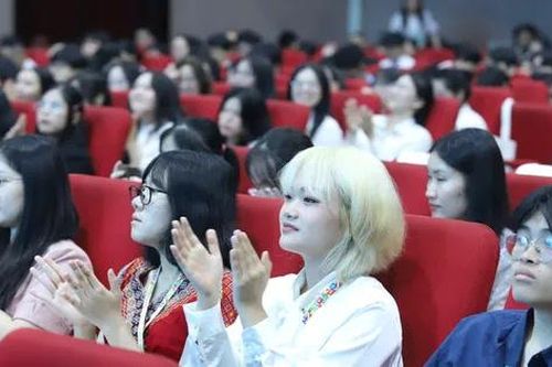 Thanh niên Việt Nam và quốc tế cùng hành động vì tương lai bền vững