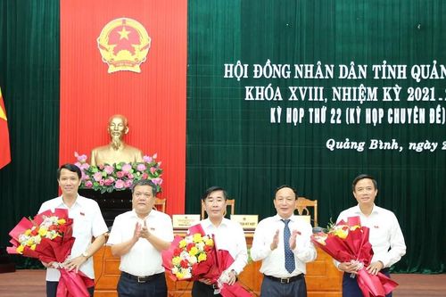 Miễn nhiệm nhiều giám đốc sở tại kỳ họp sau cùng HĐND Quảng Bình
