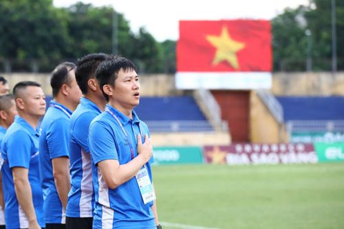 HLV Phan Như Thuật chia sẻ yếu tố quan trọng giúp Sông Lam Nghệ An vào chung kết Cúp Quốc gia sau 8 năm chờ đợi