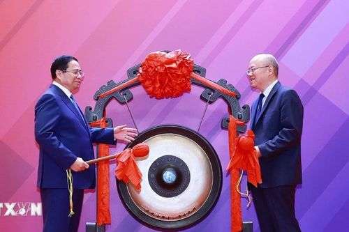 Thủ tướng Phạm Minh Chính thăm Sàn Giao dịch chứng khoán Thượng Hải