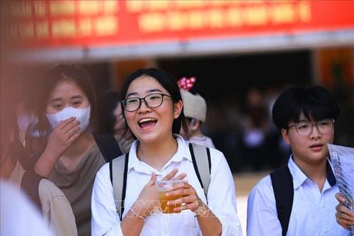 Kỳ thi tốt nghiệp THPT 2025: Đề thi môn Ngữ văn phù hợp đề minh họa, phân hóa cao