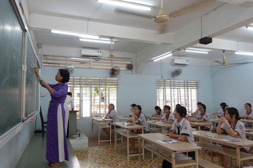 Đề thi Toán có nhiều yếu tố thực tế, thí sinh cần phát huy năng lực đọc hiểu