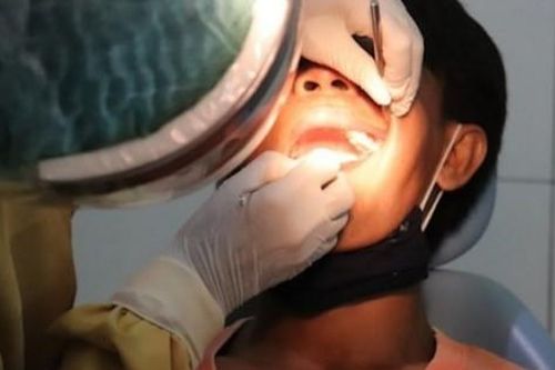 Italia: Đi nhổ răng khôn, bệnh nhân bị cắt nhầm xương hàm