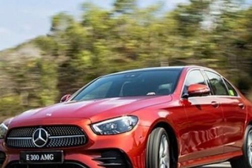 Loạt xe ô tô giảm giá mạnh, nhiều mẫu giảm hơn 700 triệu đồng