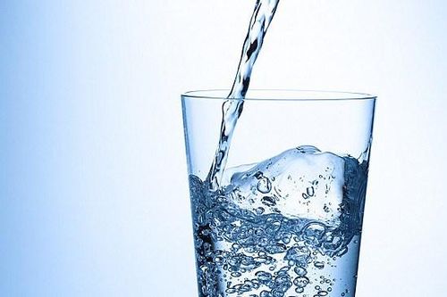 Đồ uống nào bù nước tốt nhất mà không phải là nước?