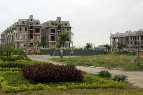 Giao đất cho địa phương và doanh nghiệp triển khai hàng loạt dự án