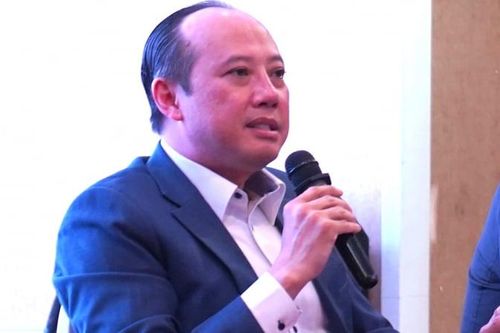 Danh Khôi đổi tên, 'lấn sân' mảng nông nghiệp và y tế