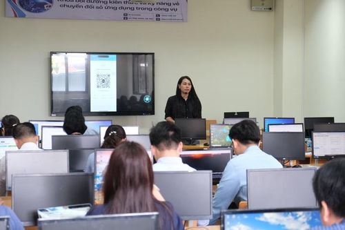 Bộ Công Thương thúc đẩy đào tạo ứng dụng trí tuệ nhân tạo trong công vụ