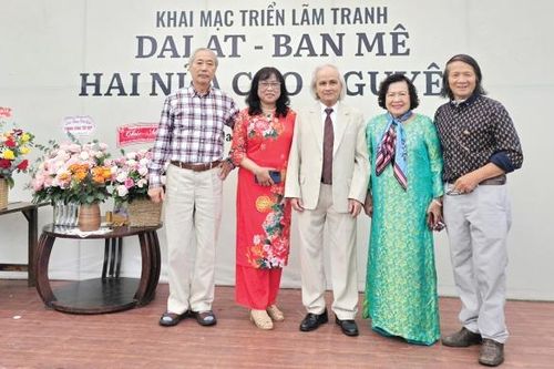 Khắc họa một miền xanh thẳm