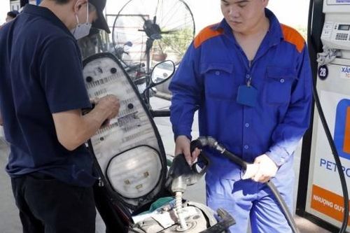 Chiều 26/6, giá xăng tăng từ 263 - 280 đồng/lít