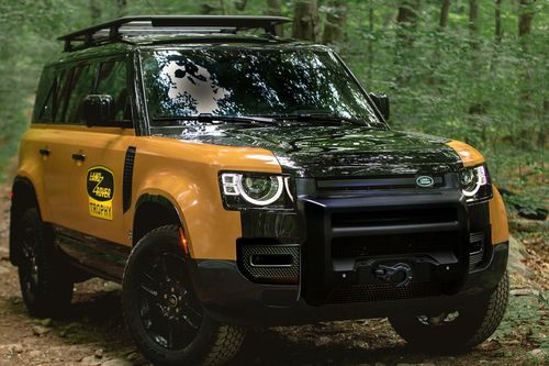 SUV phiên bản đặc biệt tham gia cuộc đua Defender Trophy