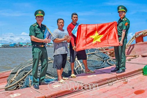 'Lá chắn thép' nơi cực Nam Tổ quốc - Bài 2: Bảo vệ vững chắc chủ quyền biển, đảo thiêng liêng