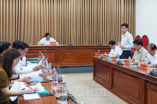 Tăng tốc để đạt tăng trưởng 9,9% trong 6 tháng cuối năm