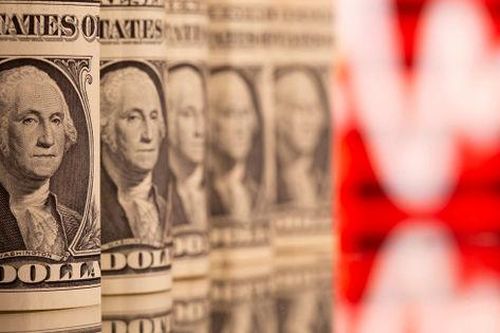 Các ngân hàng trung ương cân nhắc vàng, euro và nhân dân tệ khi sự thống trị của đồng đô la suy yếu