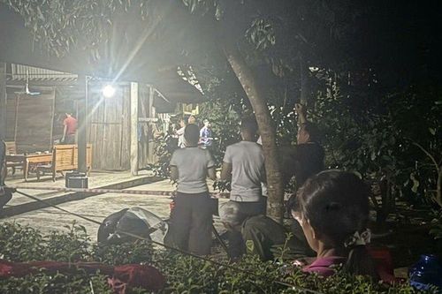 'Nghịch tử' đuổi đánh bố đẻ bất thành, quay vào nhà dùng dao chém mẹ tử vong: Hé lộ quá khứ gây phẫn nộ