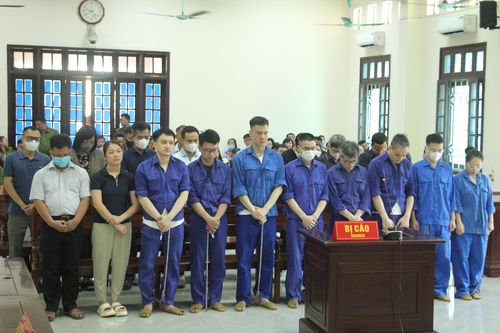 Nguyên nhân hoãn phiên tòa xét xử 14 cựu lãnh đạo, cán bộ hải quan