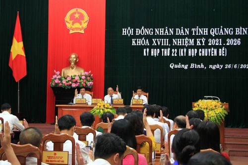 Quảng Bình miễn nhiệm 6 Ủy viên UBND tại kỳ họp HĐND cuối cùng