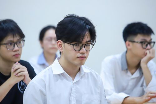Từ nào để nguyên là mẹ, bỏ bớt chữ vẫn là mẹ?
