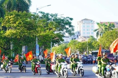 Thành phố Huế diễu hành hưởng ứng Ngày Quốc tế toàn dân phòng chống ma túy 2025