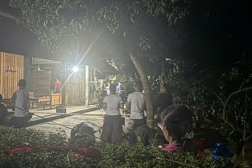 Con trai dùng dao chém mẹ ruột tử vong