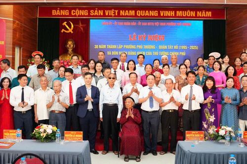 Từ làng xôi Phú Thượng đến đô thị văn minh, phát triển toàn diện