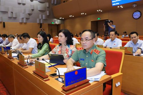 HĐND TP Hà Nội điều chỉnh thu, chi ngân sách của 126 xã, phường mới