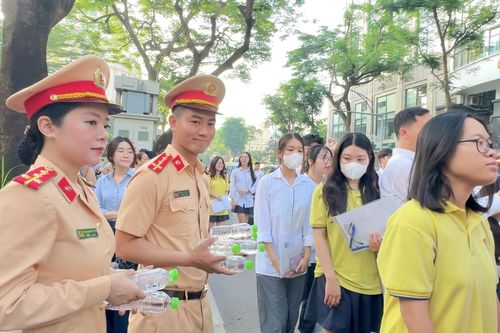 Đảm bảo trật tự an toàn giao thông phục vụ kỳ thi tốt nghiệp THPT Quốc gia năm 2025