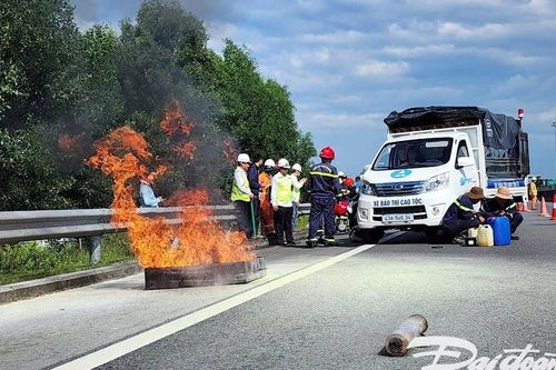 Diễn tập cứu nạn trên cao tốc Đà Nẵng - Quảng Ngãi