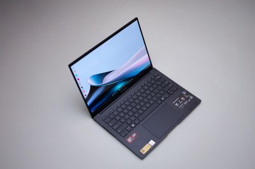 Laptop Windows giờ pin 'trâu' như MacBook