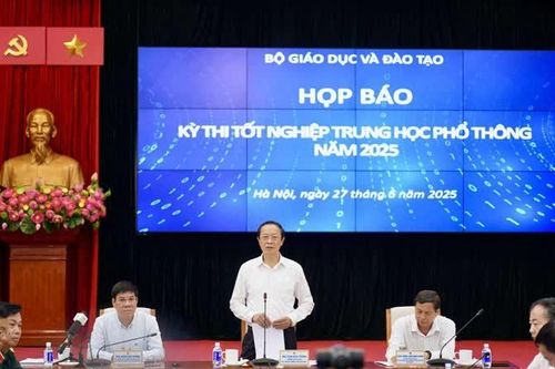 Bộ GD&ĐT giải đáp những vấn đề 'nóng' về kỳ thi tốt nghiệp THPT 2025